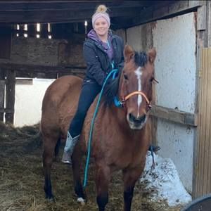 Meet your Posher, Amber